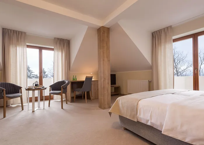 Zamek Ksieza Gora كارباش