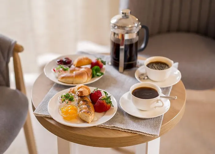 Zamek Ksieza Gora 4* كارباش