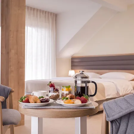 Hotel apartamentowy Zamek Księża Góra Karpacz