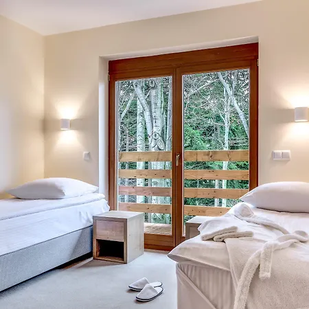 Zamek Ksieza Gora 4*