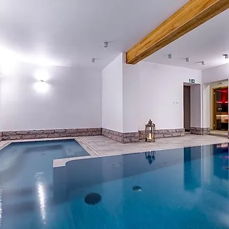 Zamek Ksieza Gora 4* Карпач